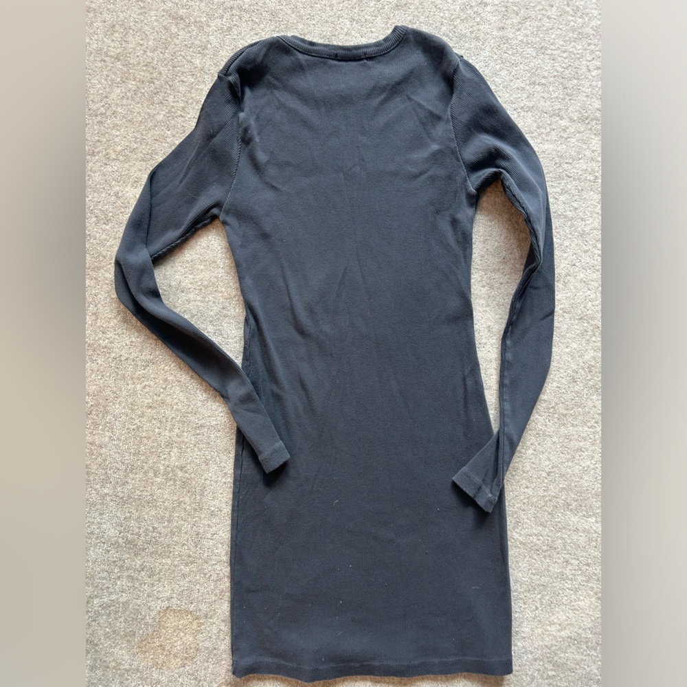 Brandy Melville Gray Ribbled Long Sleeve Dress